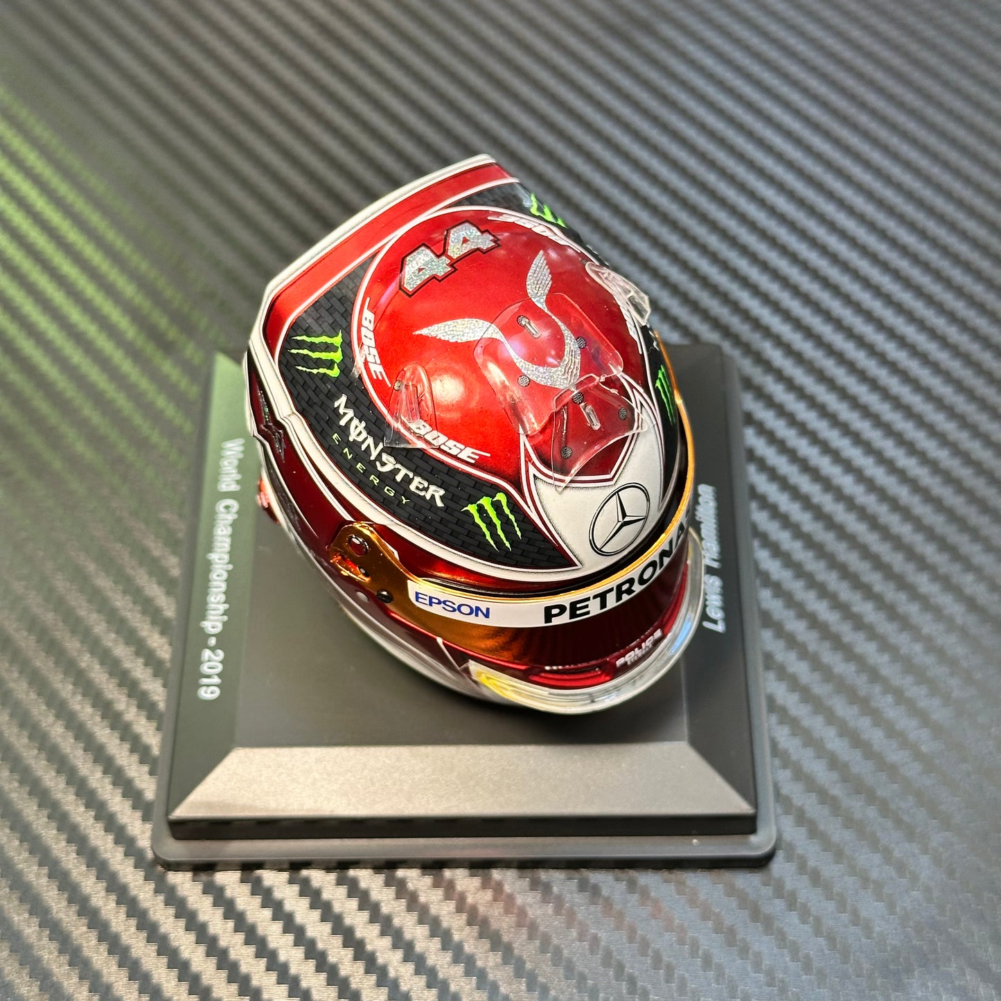 Spark 1:5 Mercedes-AMG F1 2019 Lewis Hamilton US GP World Champion Helmet