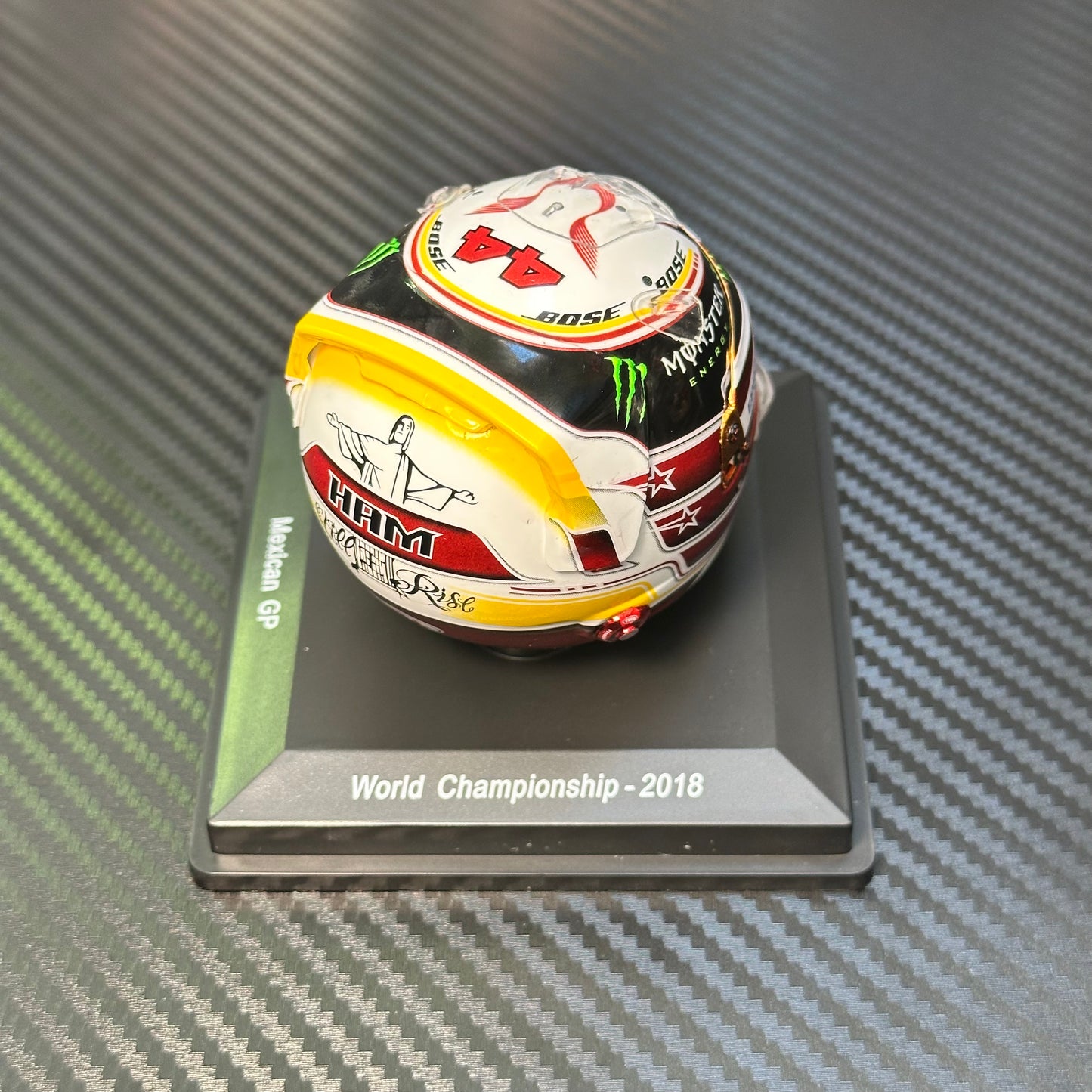 Spark 1:5 Mercedes-AMG F1 2018 Lewis Hamilton Mexican GP World Champion Helmet