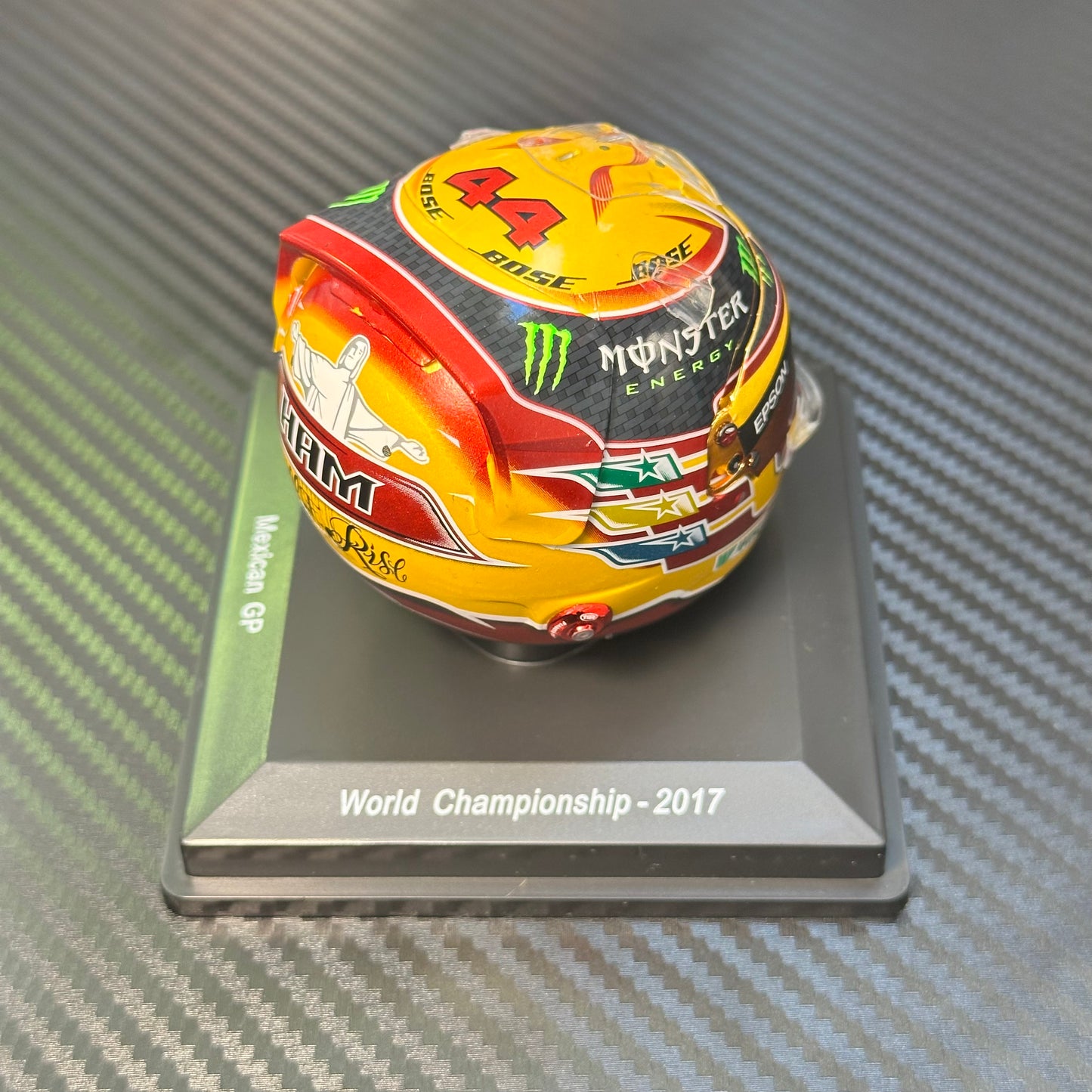 Spark 1:5 Mercedes-AMG F1 2017 Lewis Hamilton Mexican GP World Champion Helmet