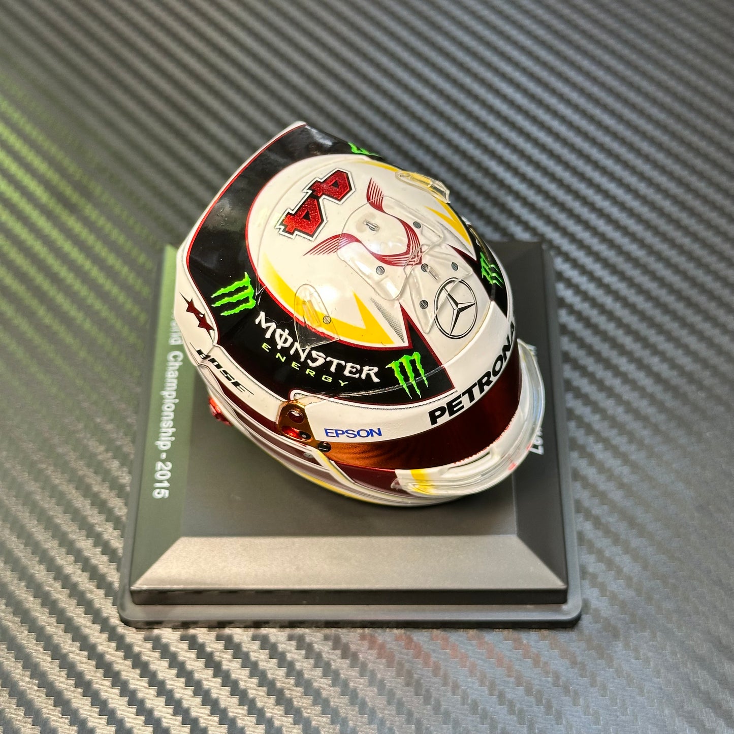 Spark 1:5 Mercedes-AMG F1 2015 Lewis Hamilton US GP World Champion Helmet