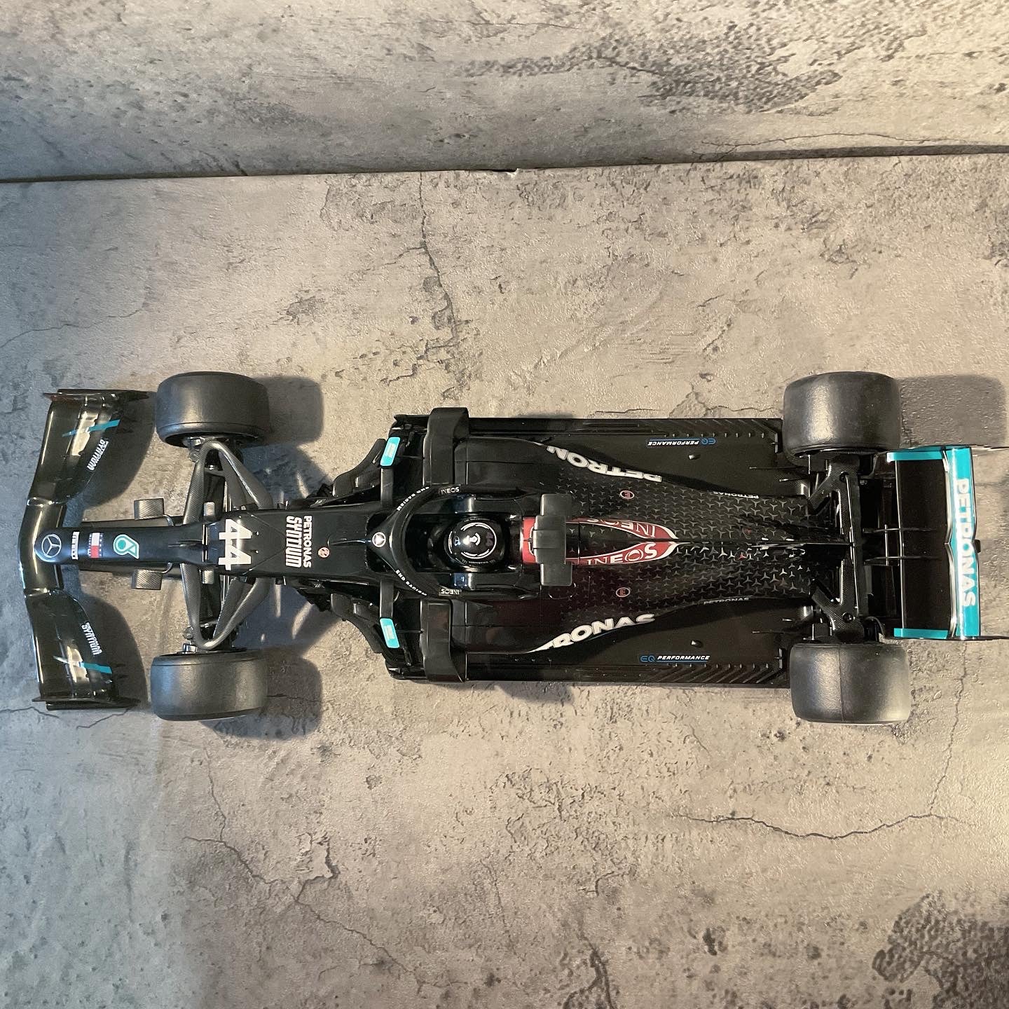 Rastar R/C F1 Race Car Mercedes-AMG F1 W11 EQ Performance (2020) 1/12