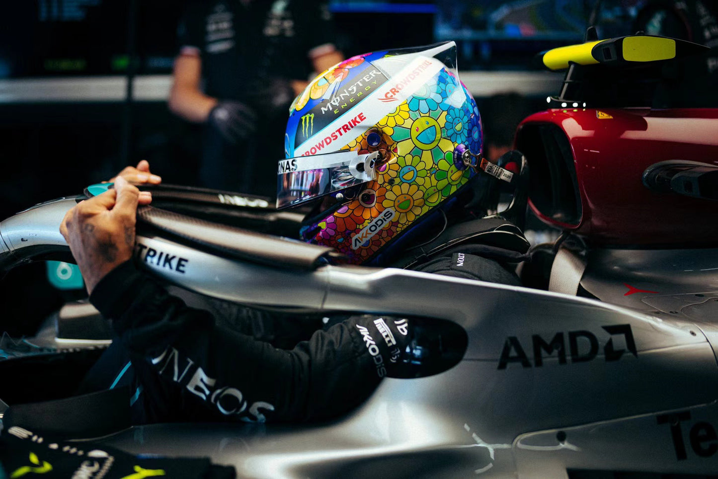 IN STOCK Mercedes-AMG Petronas Spark Lewis Hamilton Replica 1:5 Helmet Model Japan GP 2022