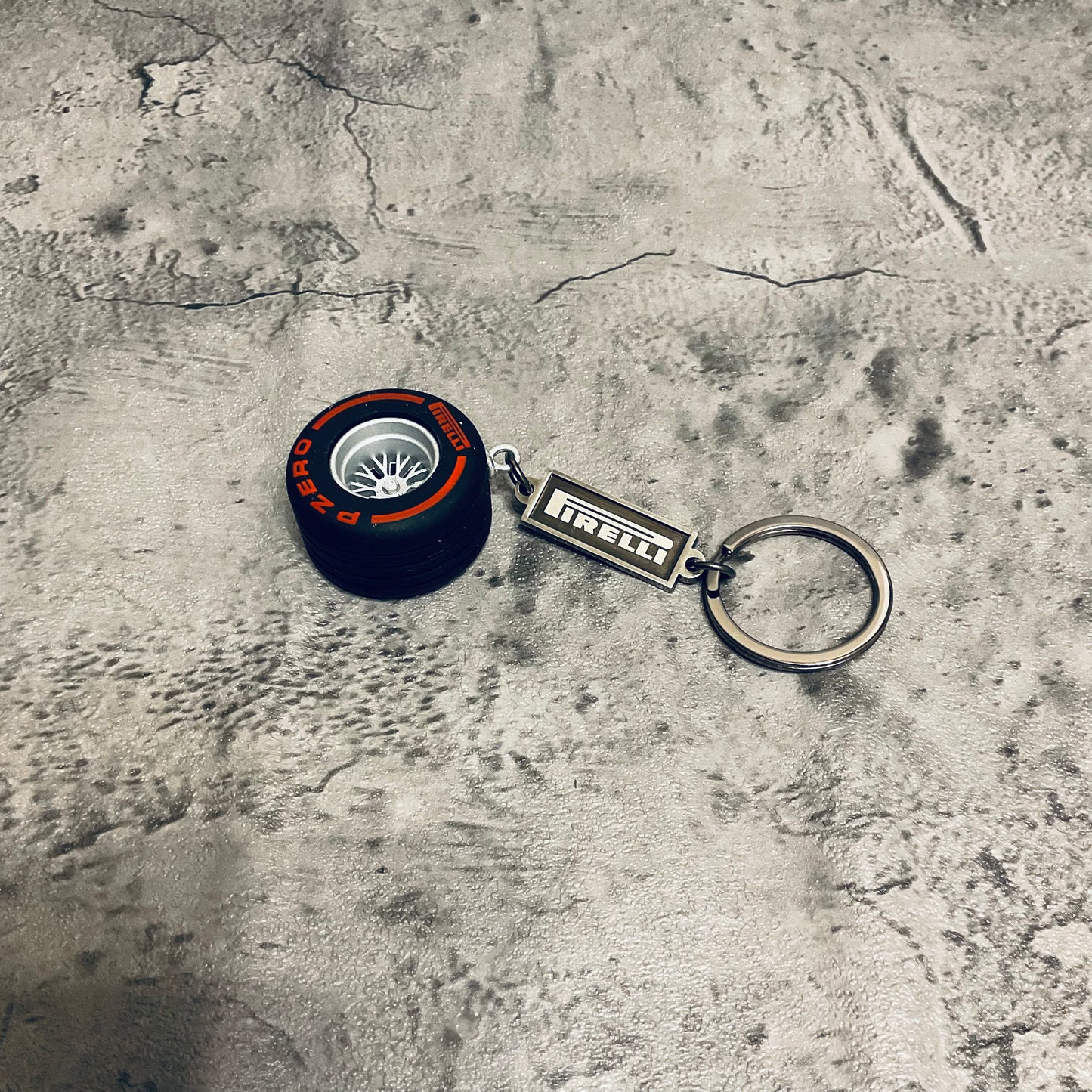 KeyChain - F1 Pirelli