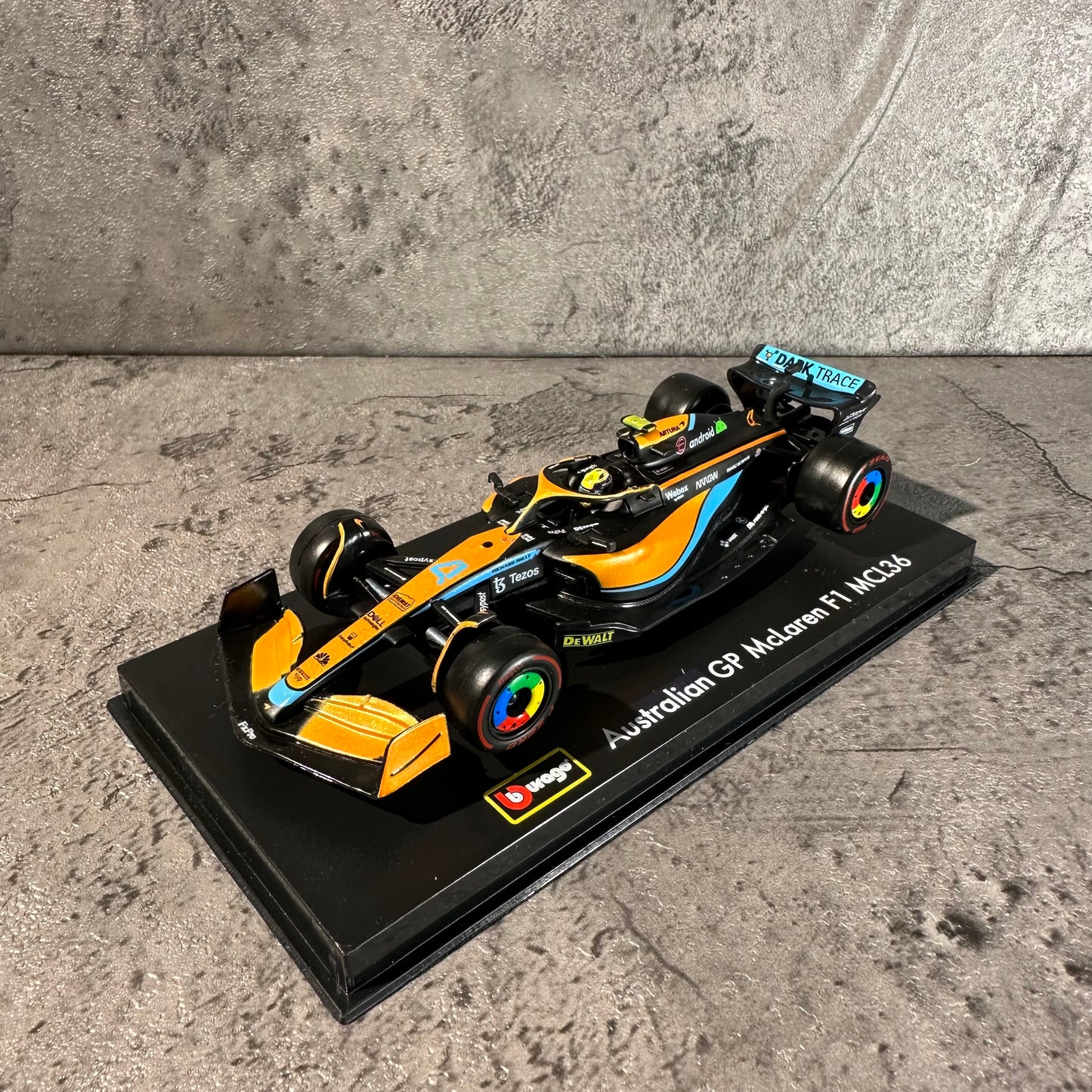 Bburago McLaren F1— MCL36 (2022) 1/43 with Driver's Helmet & Showcase