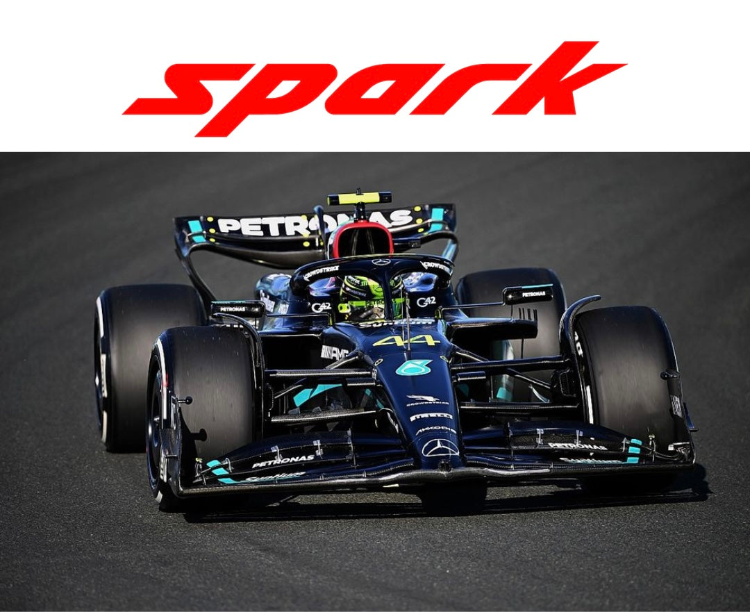 [Pre-Order] Spark Mercedes-AMG Petronas 2023 W14 Lewis Hamilton 1:18