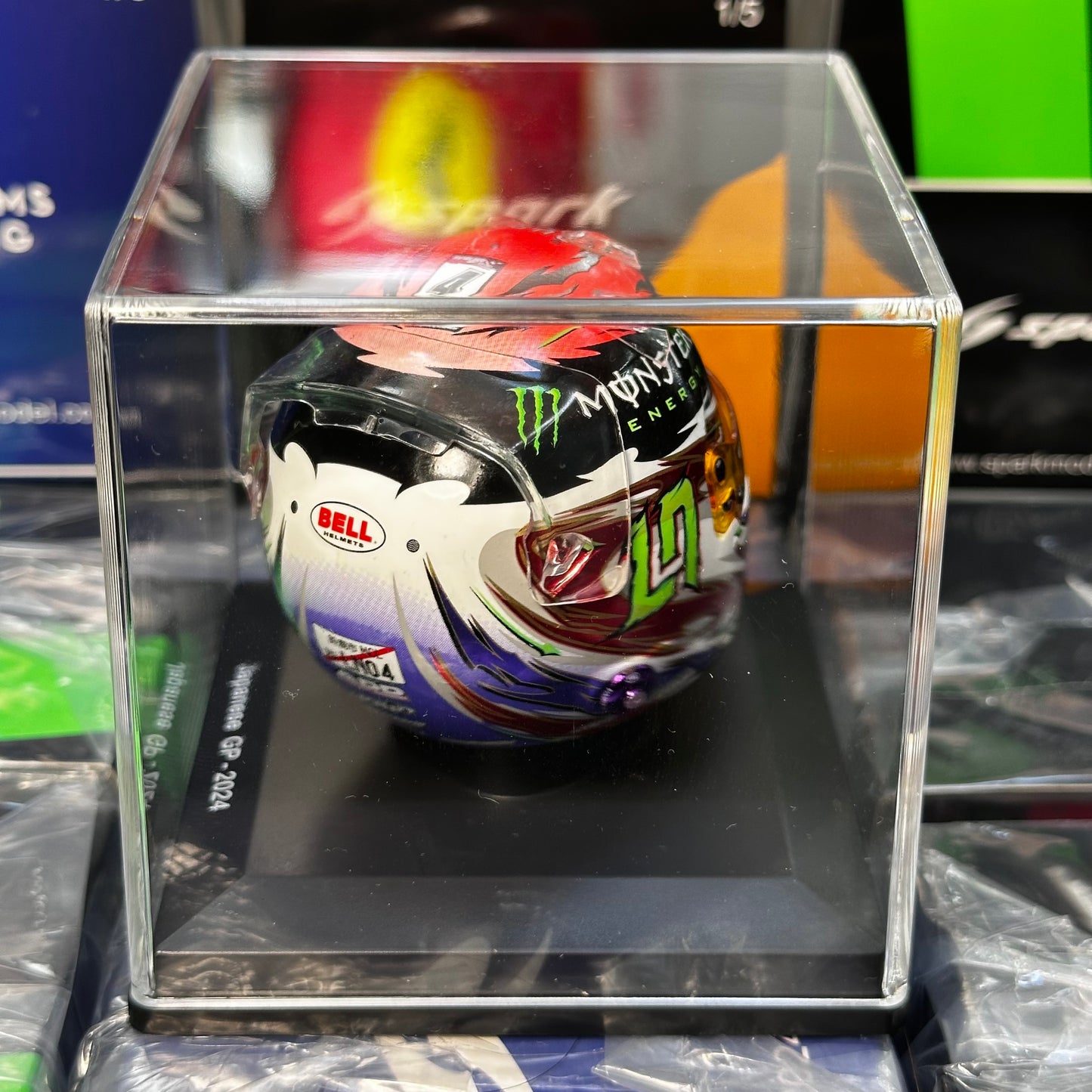 [In-Stock] Spark 1:5 McLaren 2024 Lando Norris Japanese GP Helmet