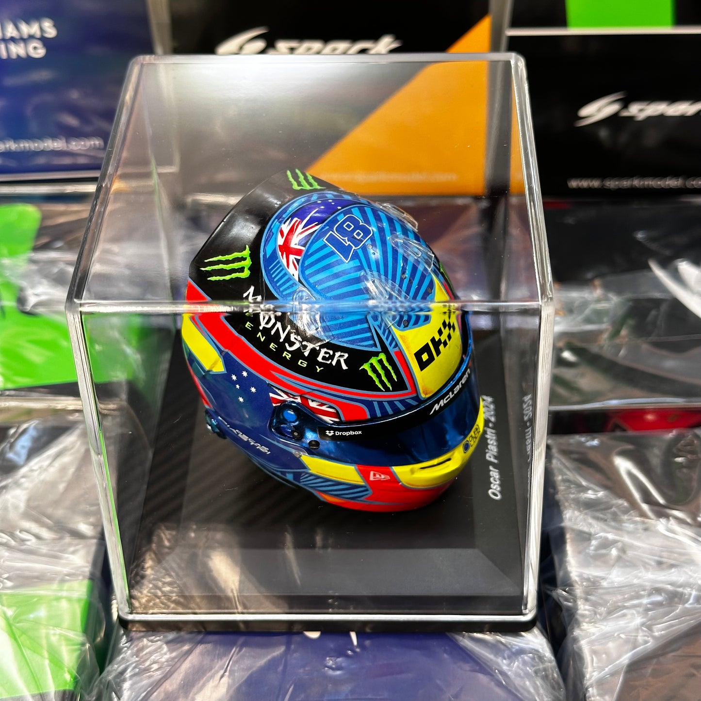 [Pre-Order] Spark 1:5 McLaren F1 2024 Oscar Piastri Season Helmet Model