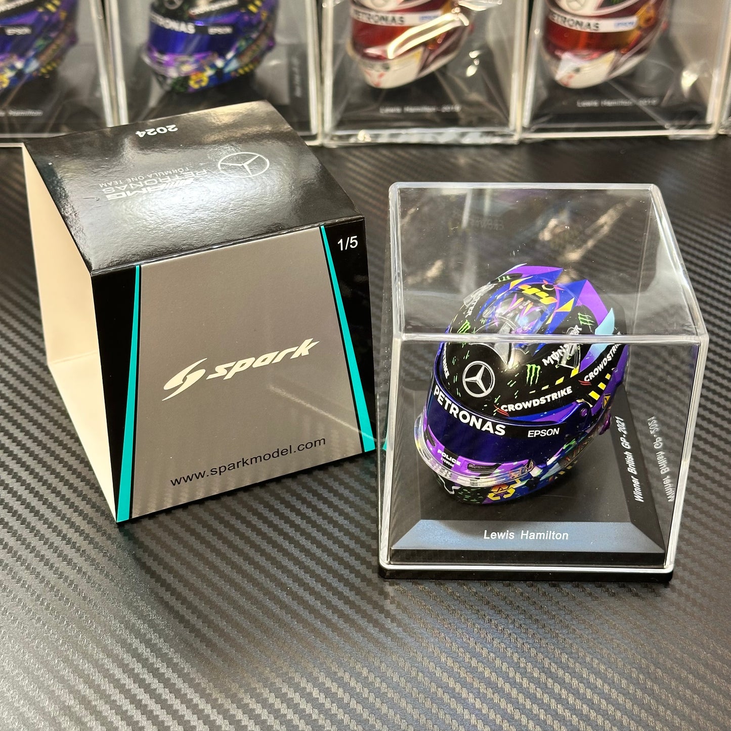 Spark 1:5 Mercedes-AMG F1 2021 Lewis Hamilton British GP Helmet