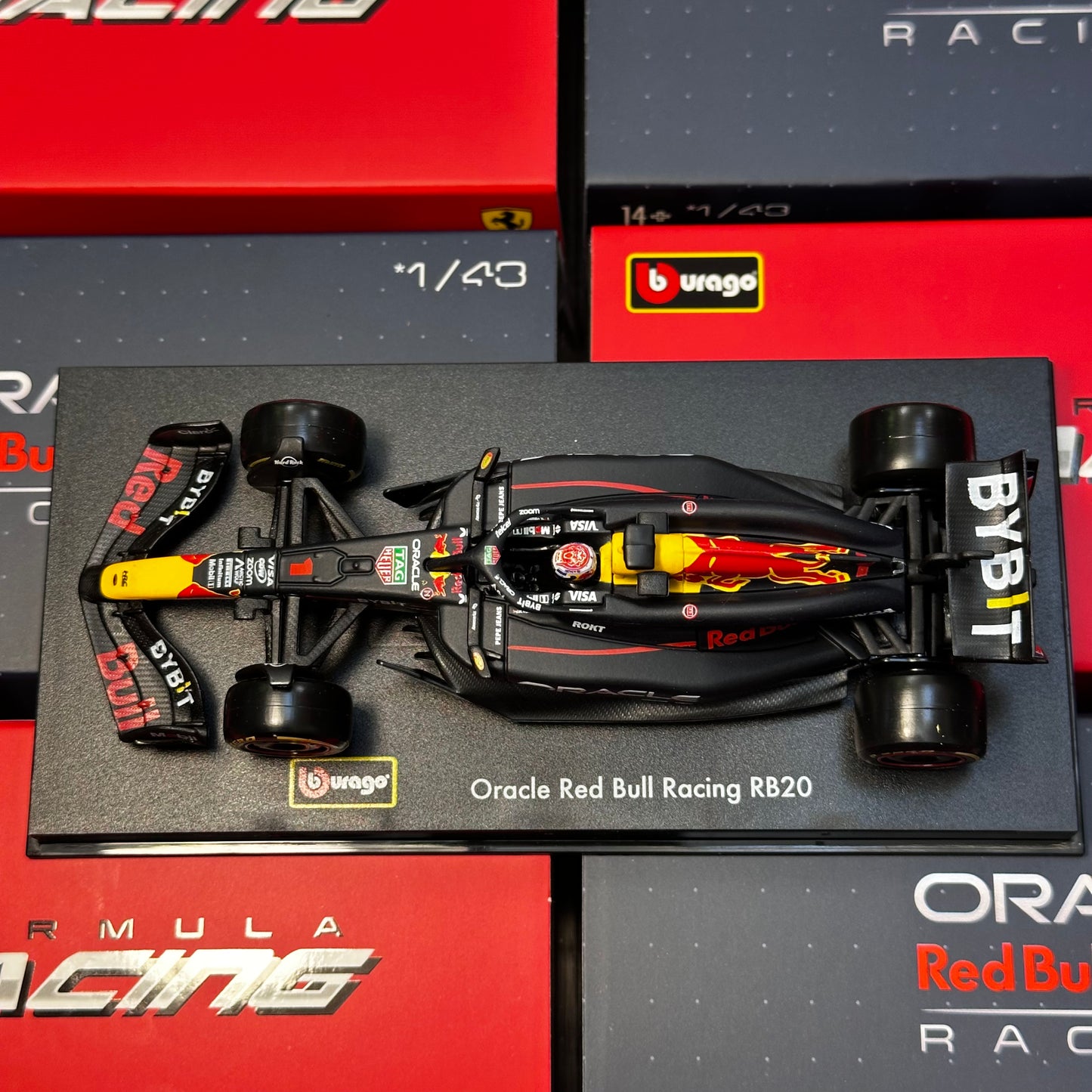 [In-Stock] Bburago 1:43 Red Bull Racing 2024 RB20 with Acrylic Showcase