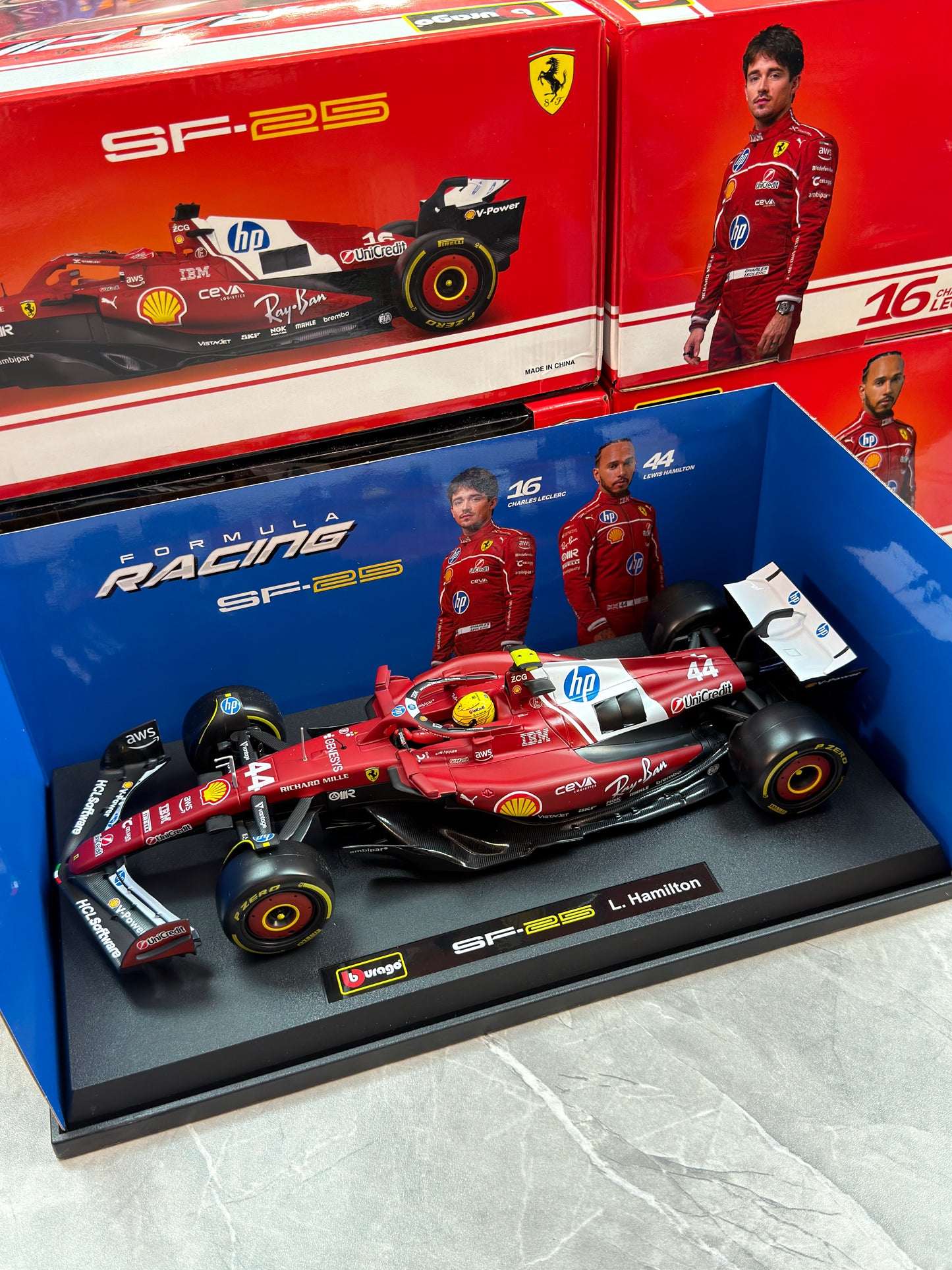 Bburago 1:18 Scuderia Ferrari 2025 SF-25