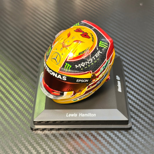 Spark 1:5 Mercedes-AMG F1 2017 Lewis Hamilton Mexican GP World Champion Helmet