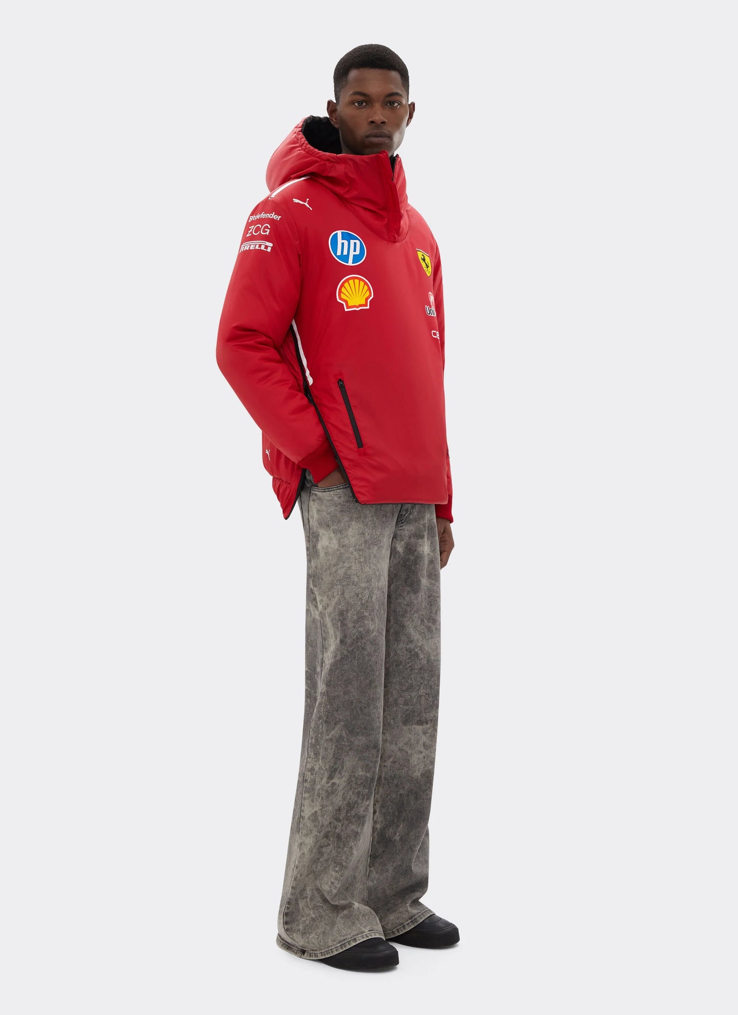 [Pre-Order] Scuderia Ferrari 2025 Team Reversible Jacket