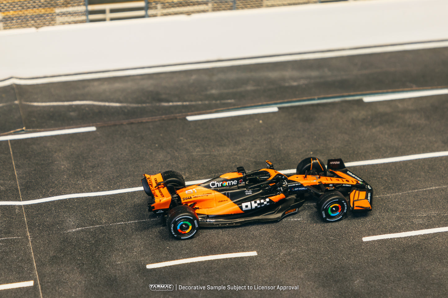 [Pre-Order] Tarmac 1:64 McLaren F1 2024 MCL38 Livery Showcar