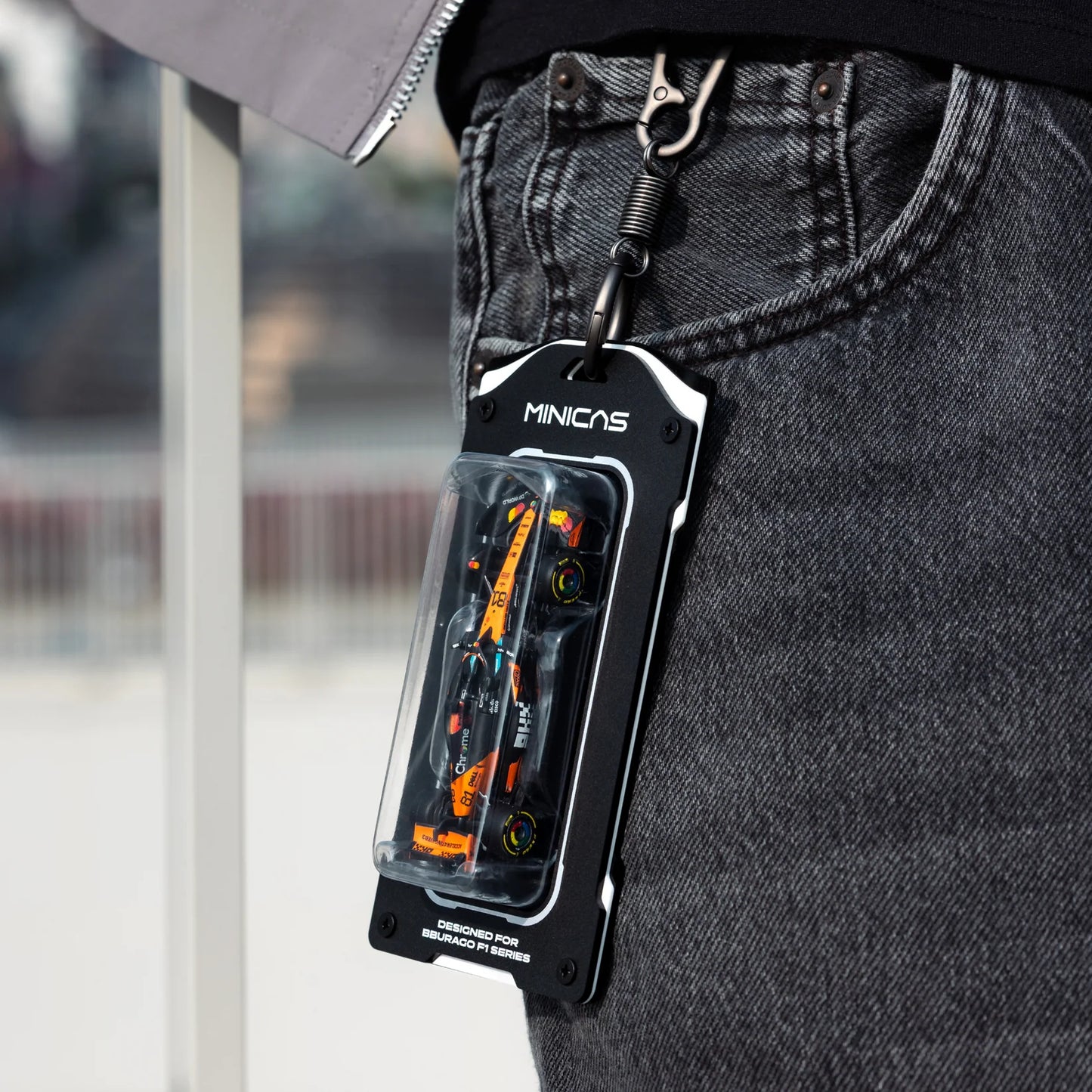 FORM-TAG 64 | Formula 1 Model Car Keychain Display Case - McLaren F1