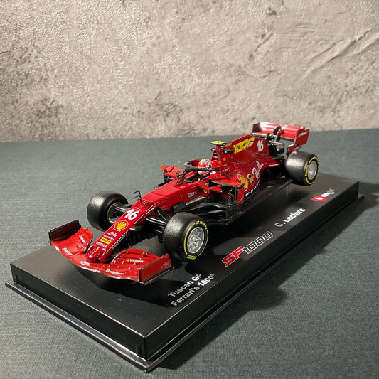 Scuderia Ferrari - SF1000 (2020) 1:43 (Tuscan Grand Prix - Ferrari's 1000th特別版) with Driver’s Helmet | Showcase
