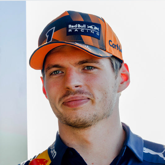 [PRE-ORDER] Oracle Red Bull Racing Max Verstappen Cap Singapore GP 2022