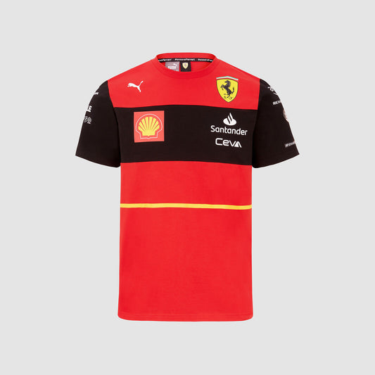 [PRE-ORDER] Scuderia Ferrari Carlos Sainz 2022 Team T-Shirt