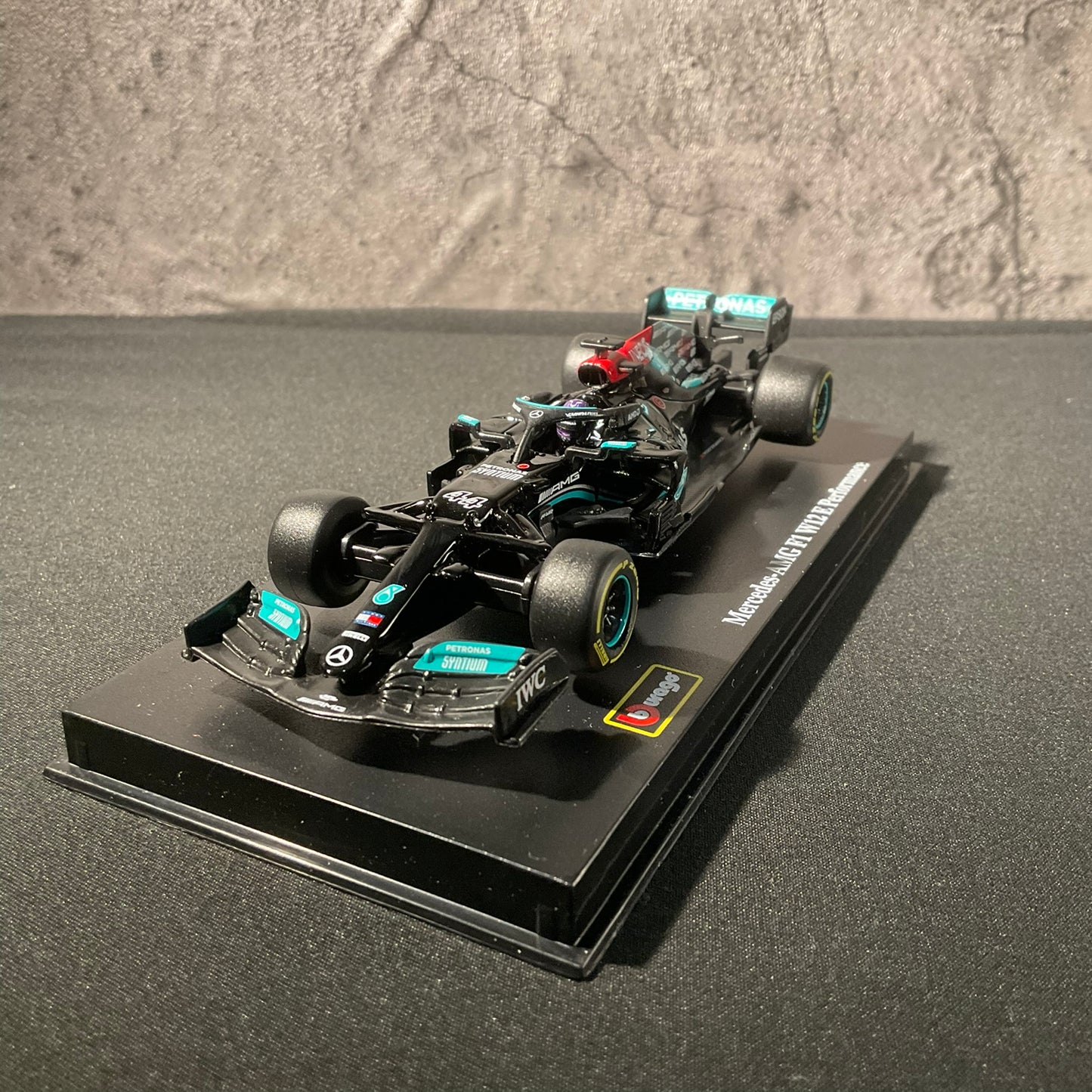 Mercedes-AMG F1 - W12E Performance (2021) - 1:43 with Driver's Helmet | Showcase 