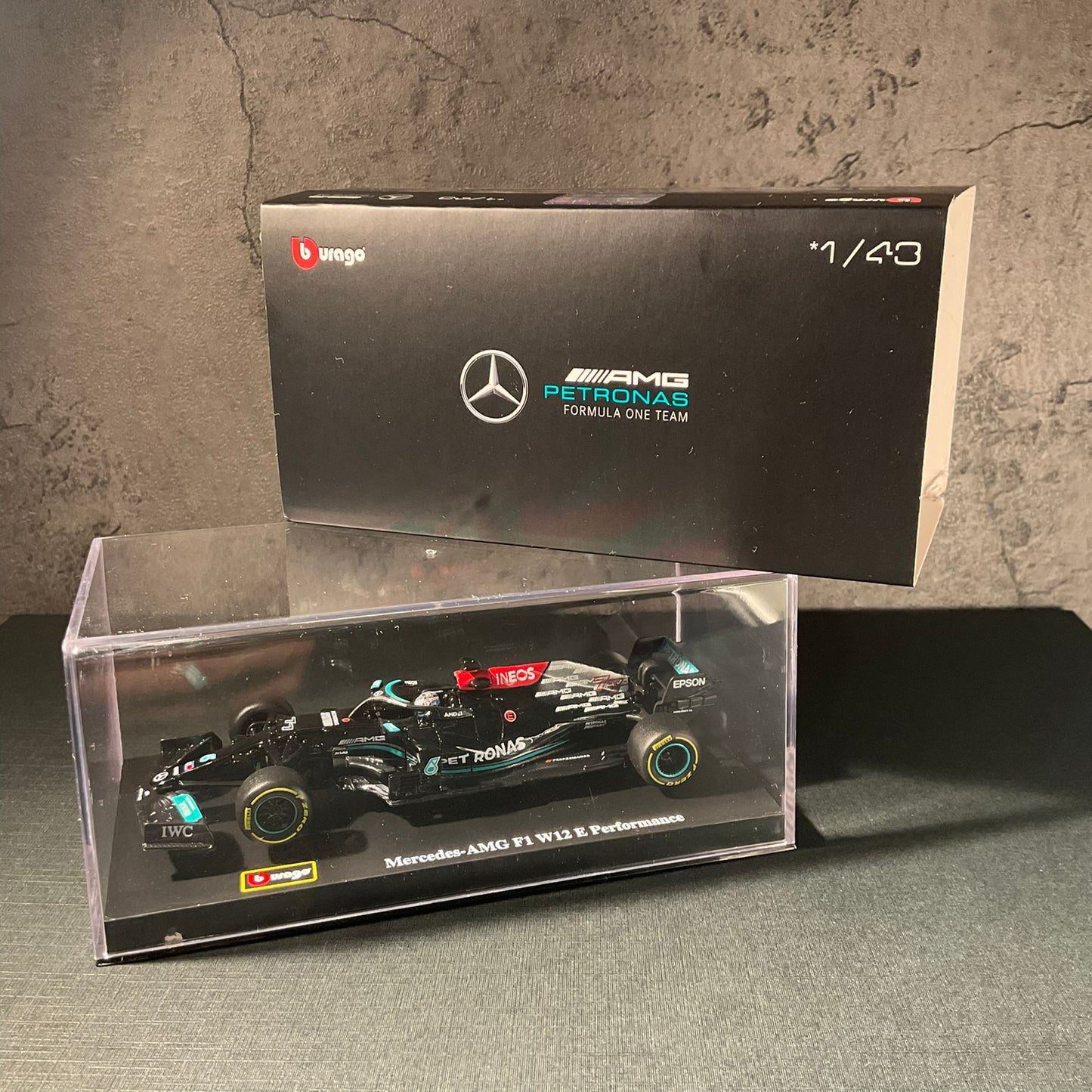 Mercedes-AMG F1 - W12E Performance (2021) - 1:43 with Driver's Helmet | Showcase 