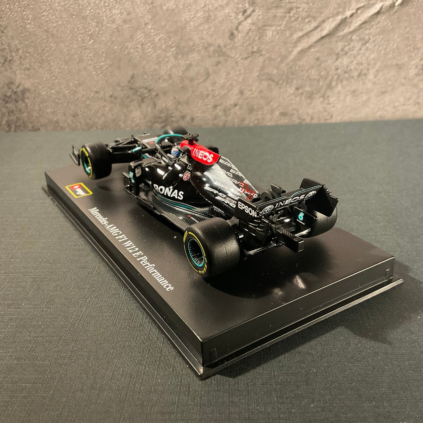 Mercedes-AMG F1 - W12E Performance (2021) - 1:43 with Driver's Helmet | Showcase 