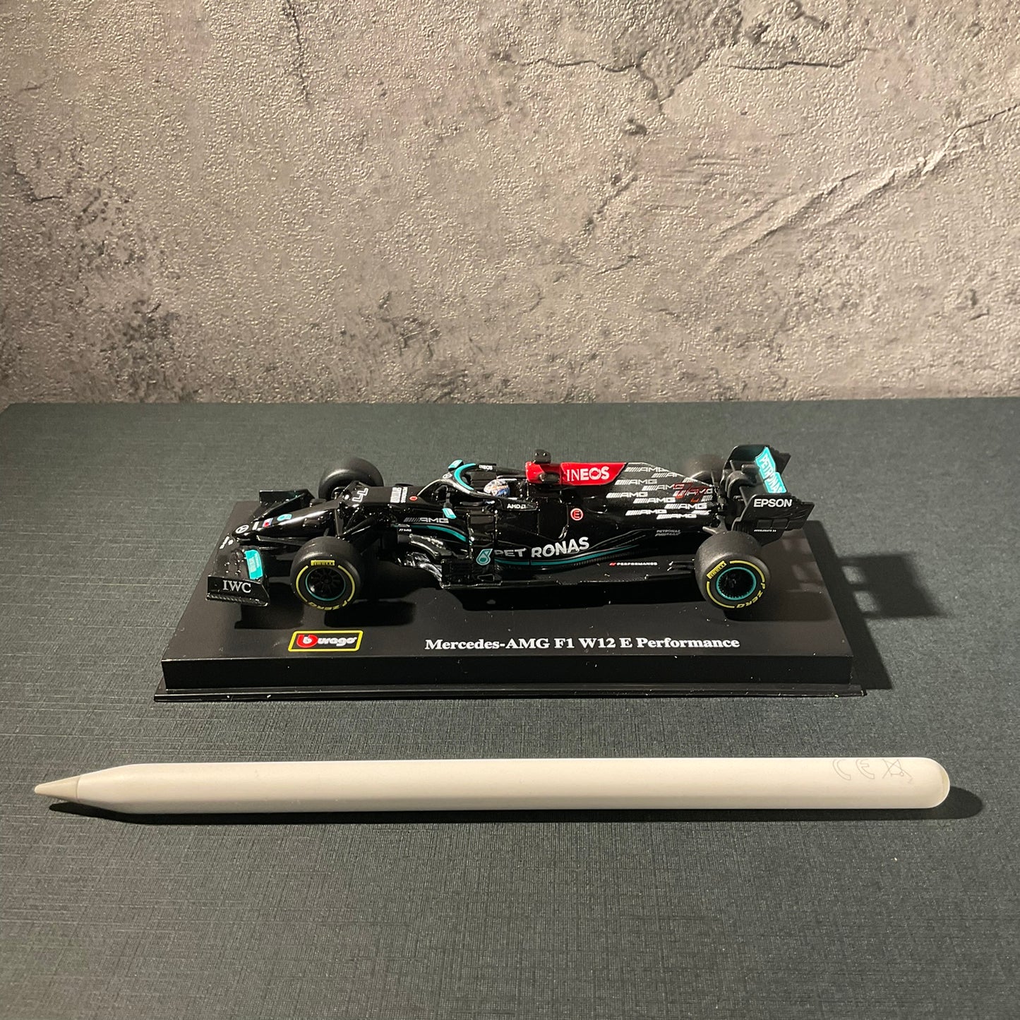 Mercedes-AMG F1 - W12E Performance (2021) - 1:43 with Driver's Helmet | Showcase 