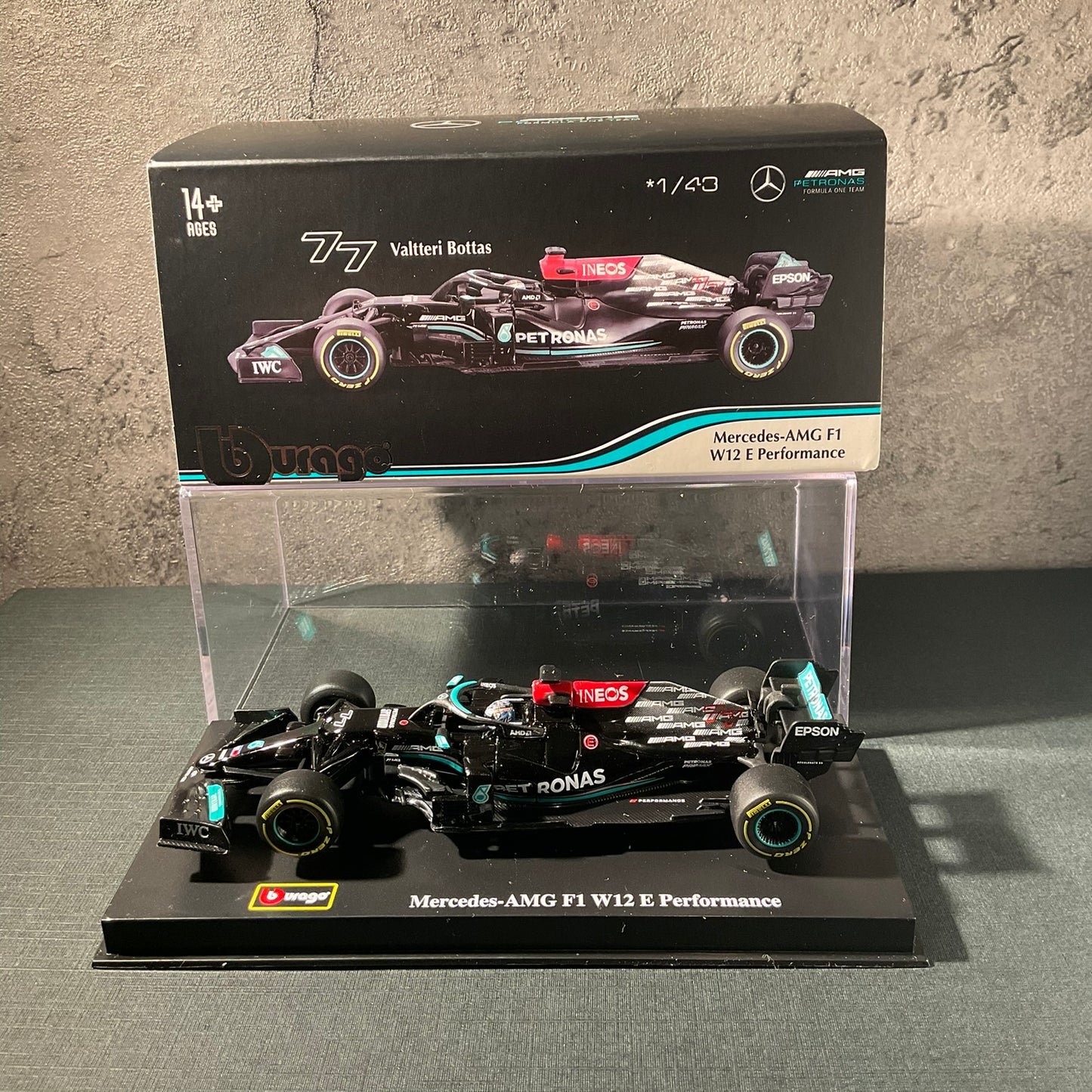 Mercedes-AMG F1 - W12E Performance (2021) - 1:43 with Driver's Helmet | Showcase 