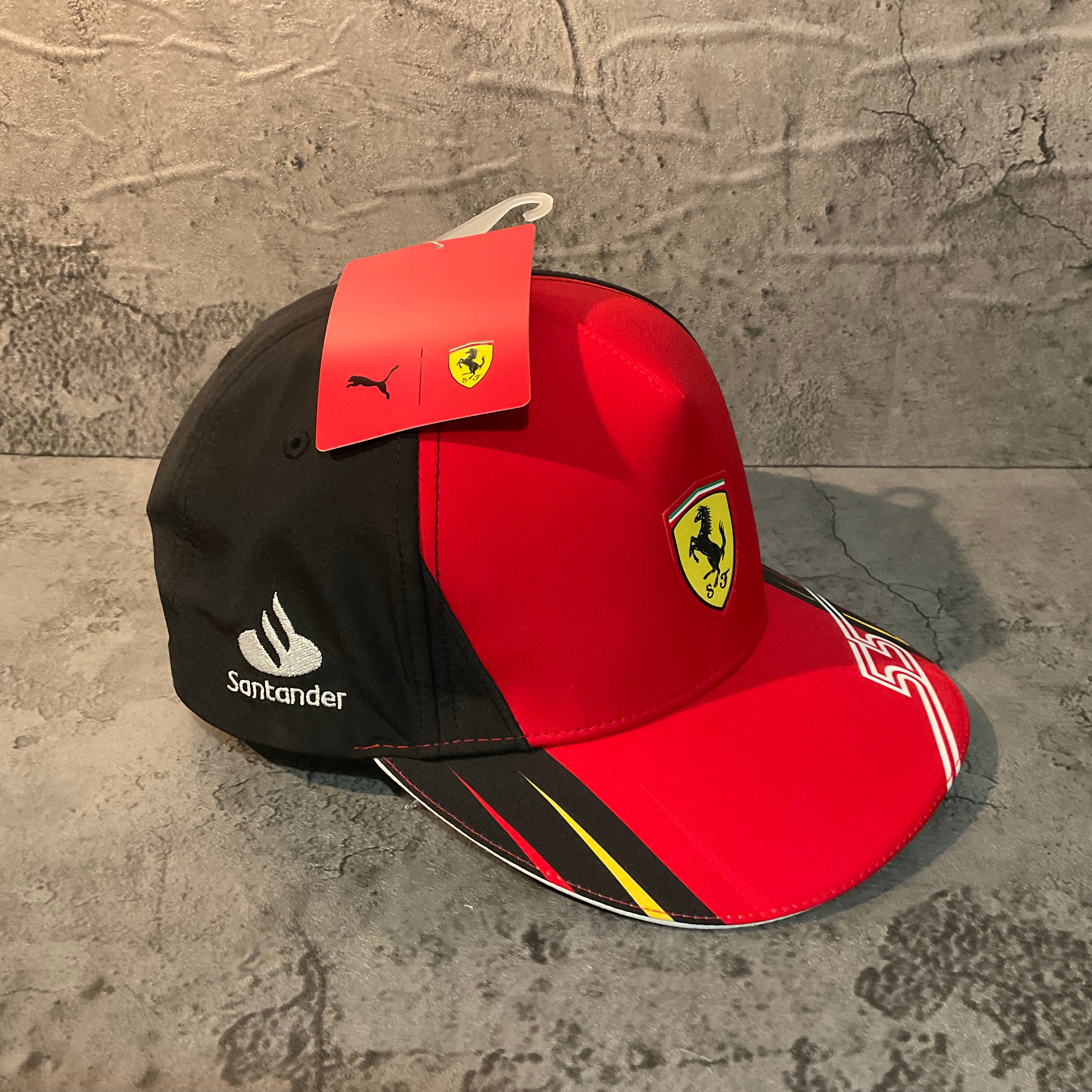 PRE-ORDER] Scuderia Ferrari Baseball Cap 2022 - Carlos Sainz