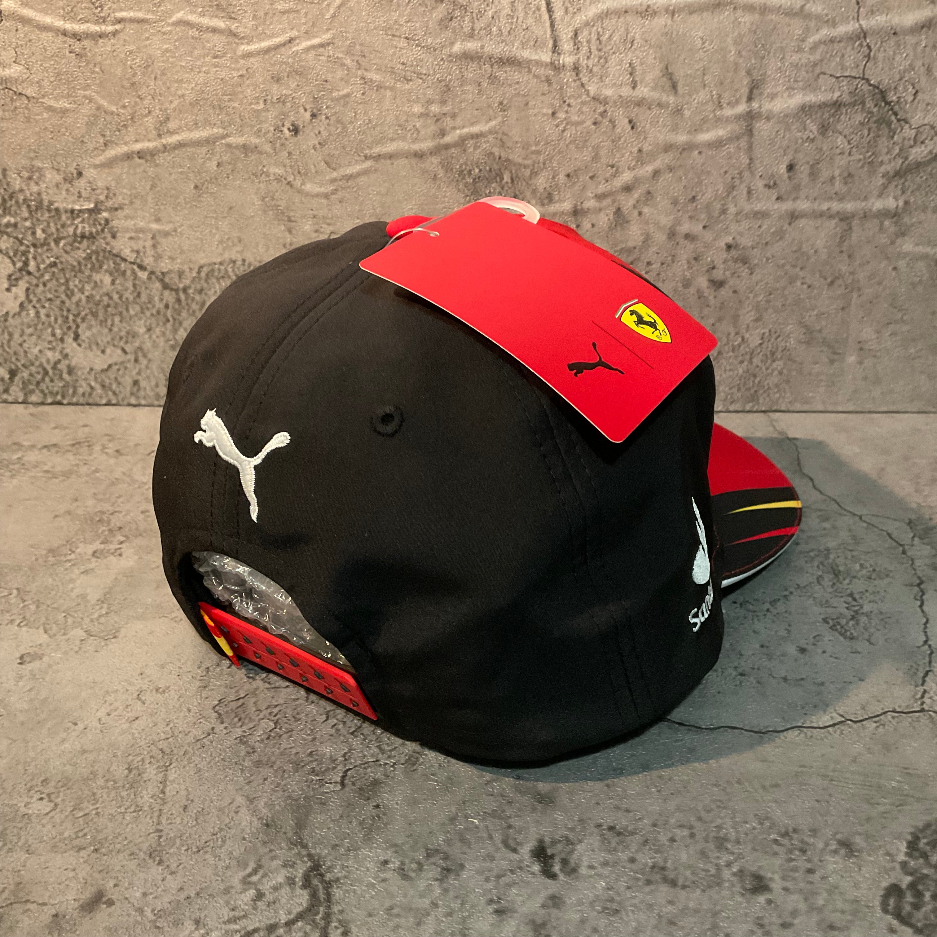 PRE-ORDER] Scuderia Ferrari Baseball Cap 2022 - Carlos Sainz