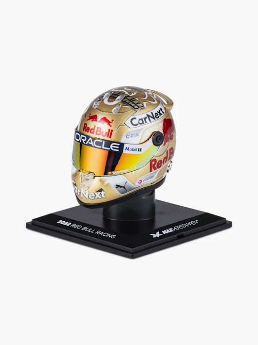 [Pre-Order] Schuberth 1:4 Max Verstappen 2022 World Champion Helmet Model