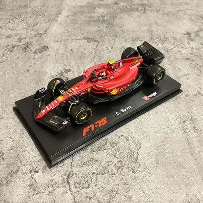 Scuderia Ferrari — F1-75 (2022) 1/43 with Driver's Helmet & Showcase