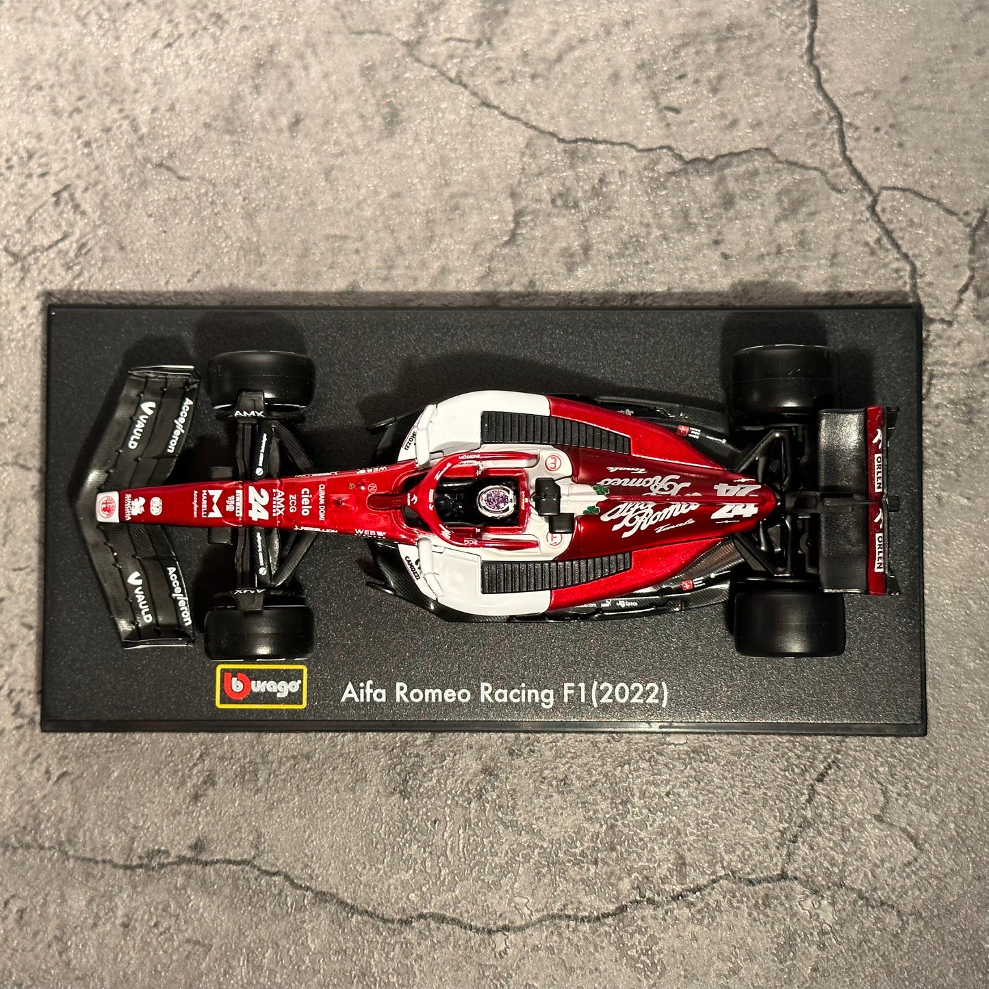 Alfa Romeo - C42 (2022) 1/43 with Driver's Helmet & Showcase