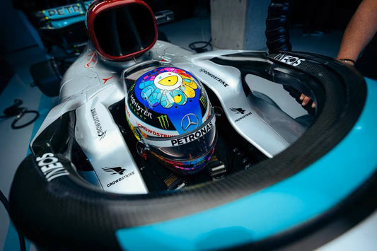 [Pre-Order] Mercedes-AMG Petronas Spark Lewis Hamilton Replica 1:5 Helmet Model Japan GP 2022