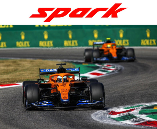 [PRE-ORDER] Spark 1:43 McLaren MCL35M Italian Grand Prix 1-2 with Pit Board and Position Stand